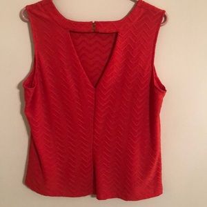 Gorgeous scarlet top